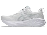 ASICS NOVABLAST 5