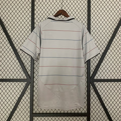 Barcelona 2003-04 Away Kit