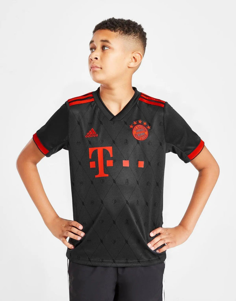 FC Bayern Munich 2022/23 Third Shirt Junior Full Set T-shirt & short - Football DXB
