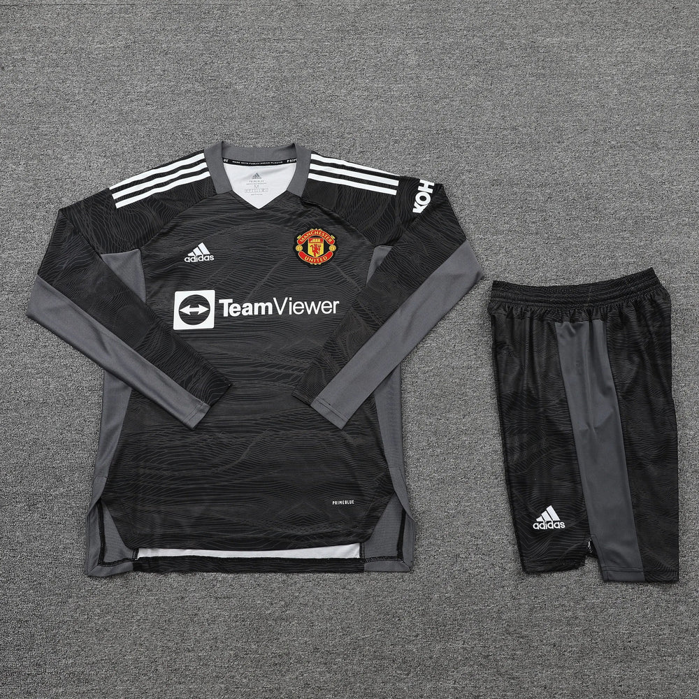 Manchester united Goalkeeper kit Long sleeves Full set - Football DXB