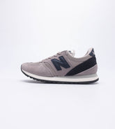 New Balance 730