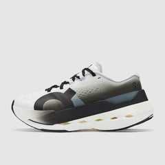 On Women’s Cloudboom Max