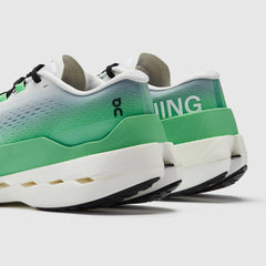 On Women’s Cloudboom Max