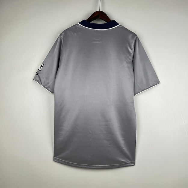 Paris Saint Germain 1999-2000 Away Kit