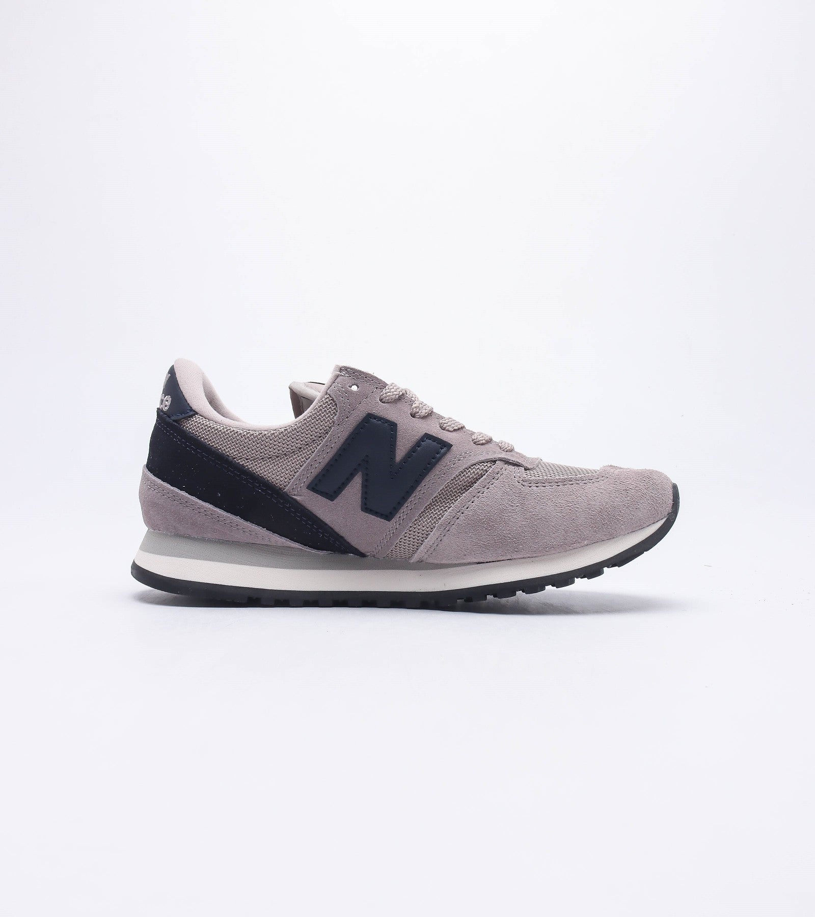 New Balance 730