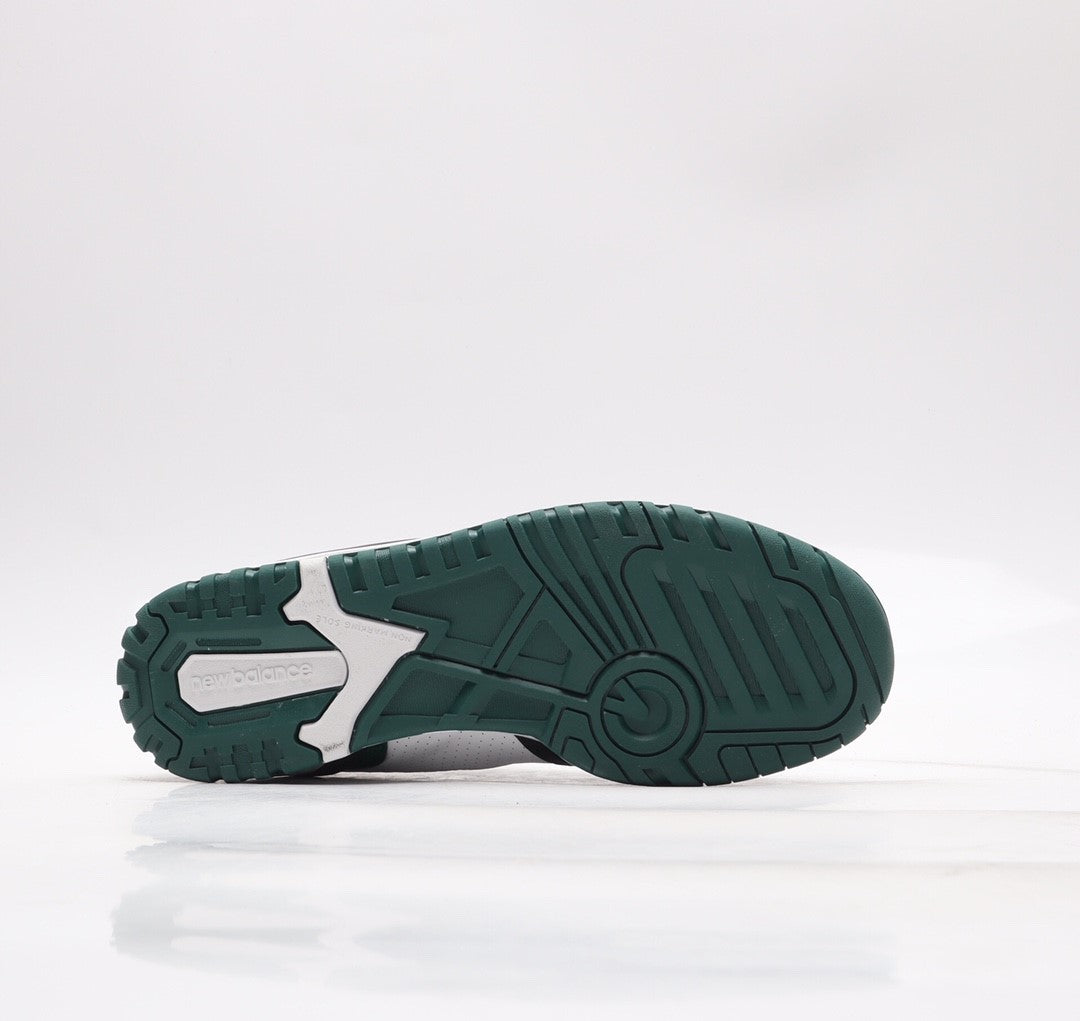 New Balance 550