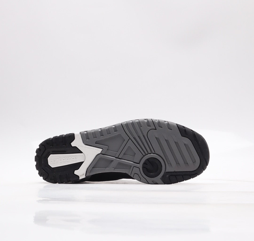 New Balance 550