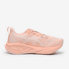ASICS Women’s Novablast 5