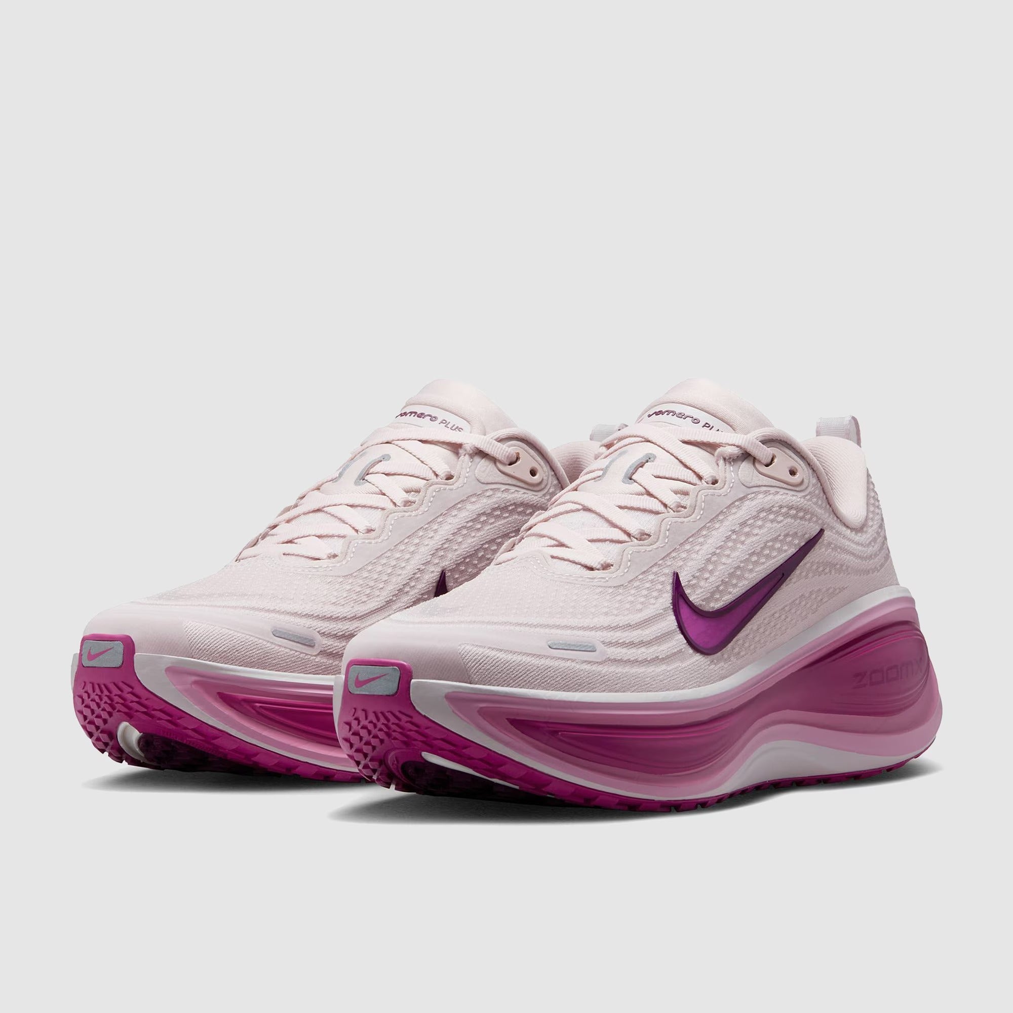 Nike Women’s Vomero Plus