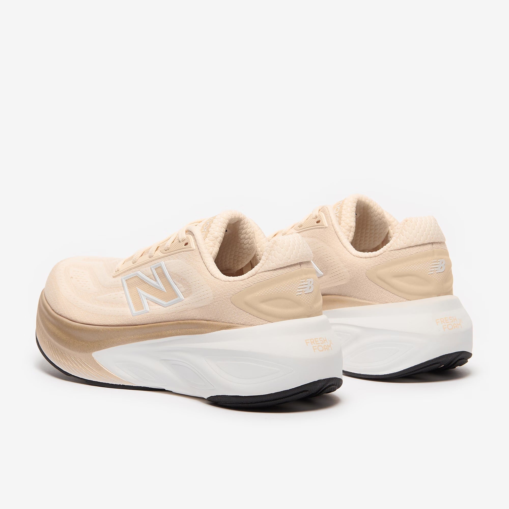 New Balance Women's Fresh Foam X More v6