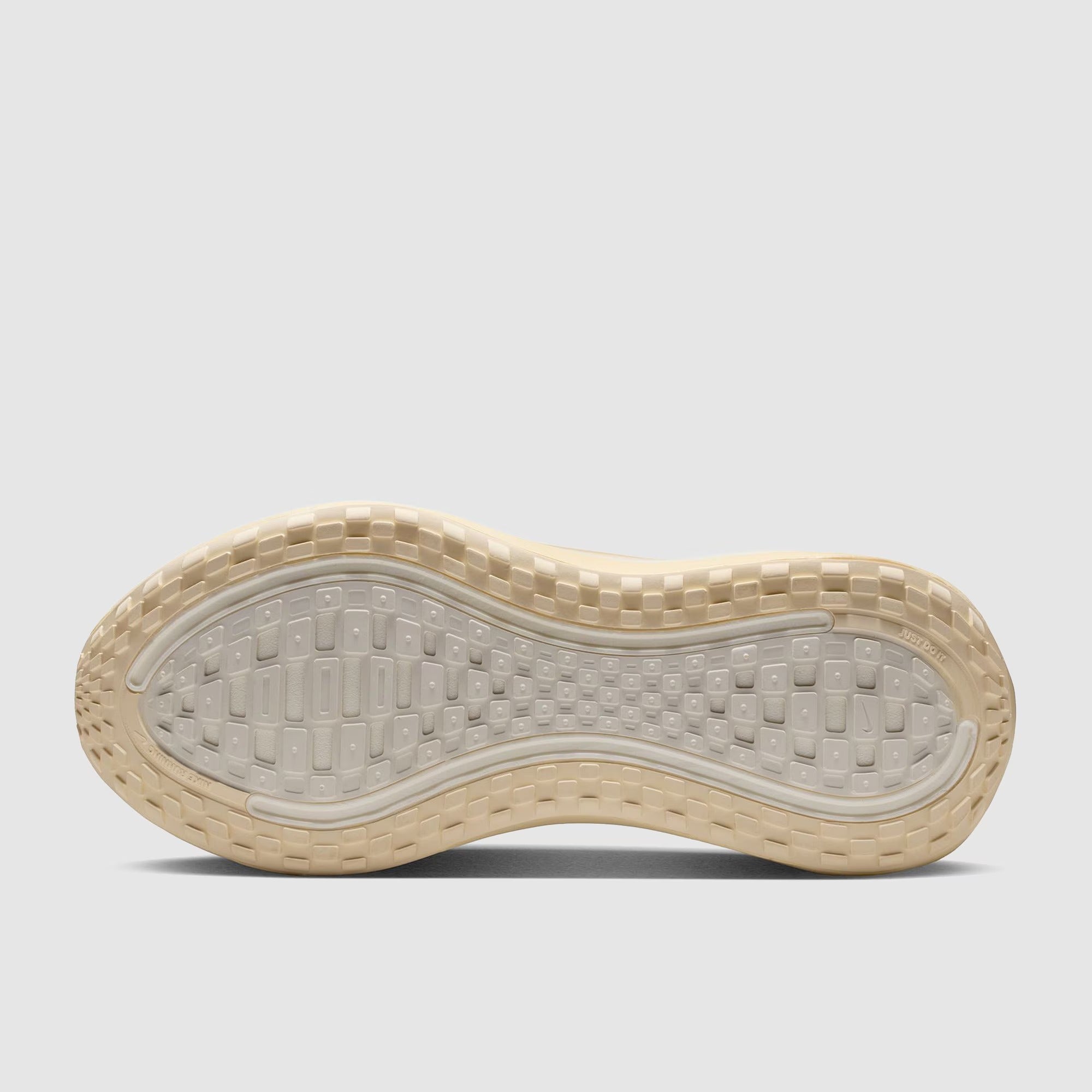 Nike Women’s Vomero Plus