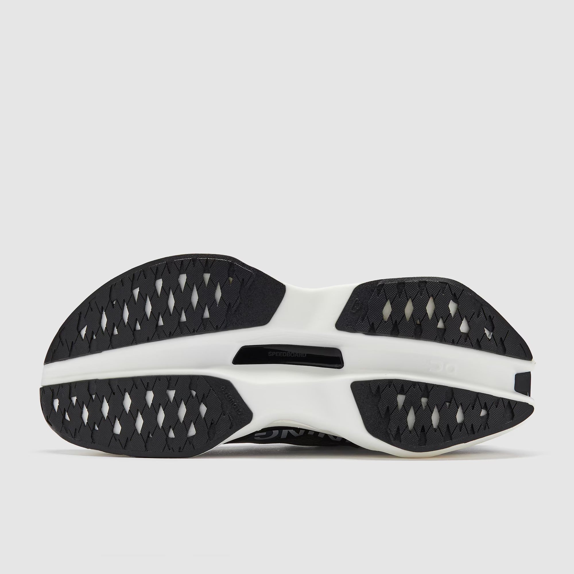 On Women’s Cloudboom Max