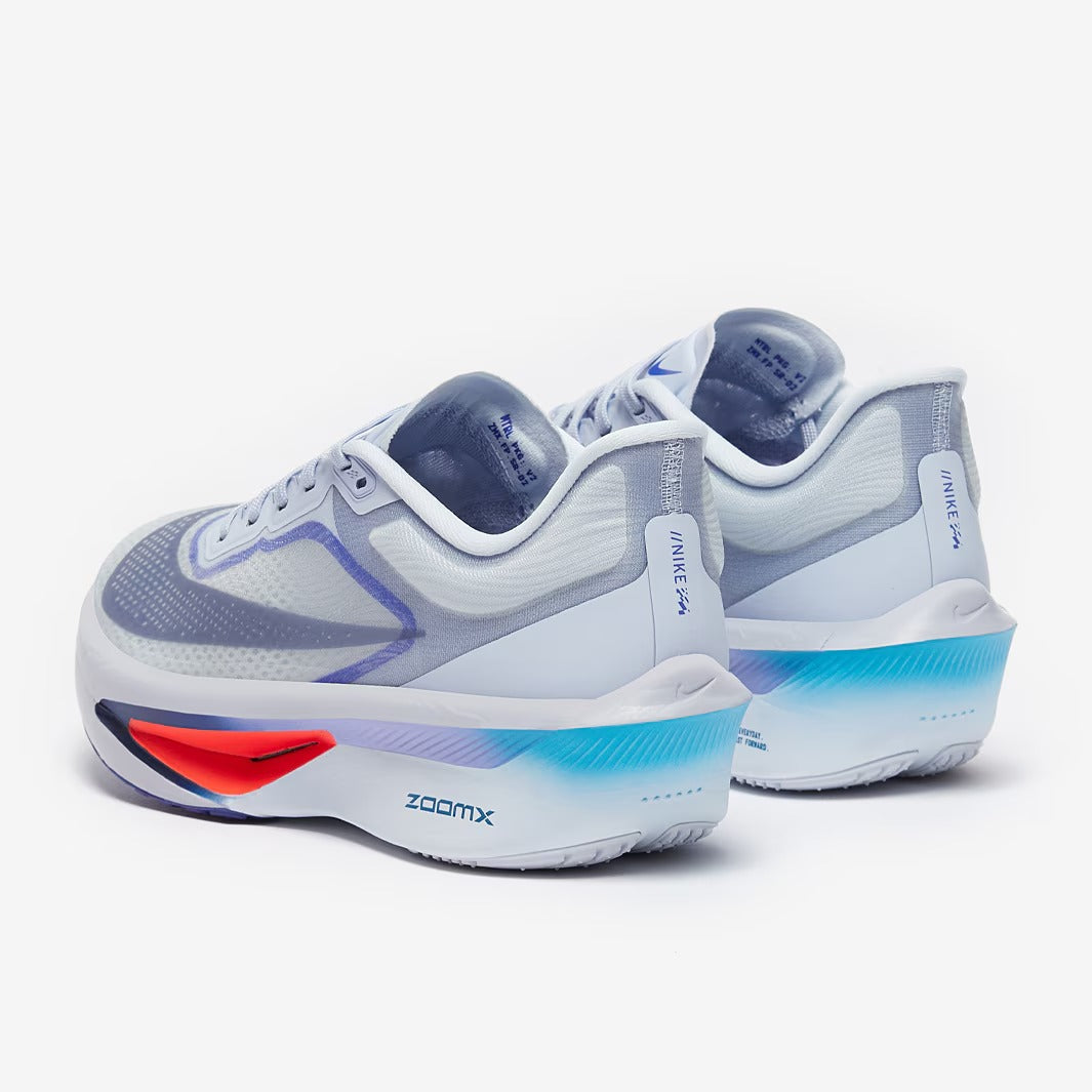 Nike Women’s Zoom Fly 6