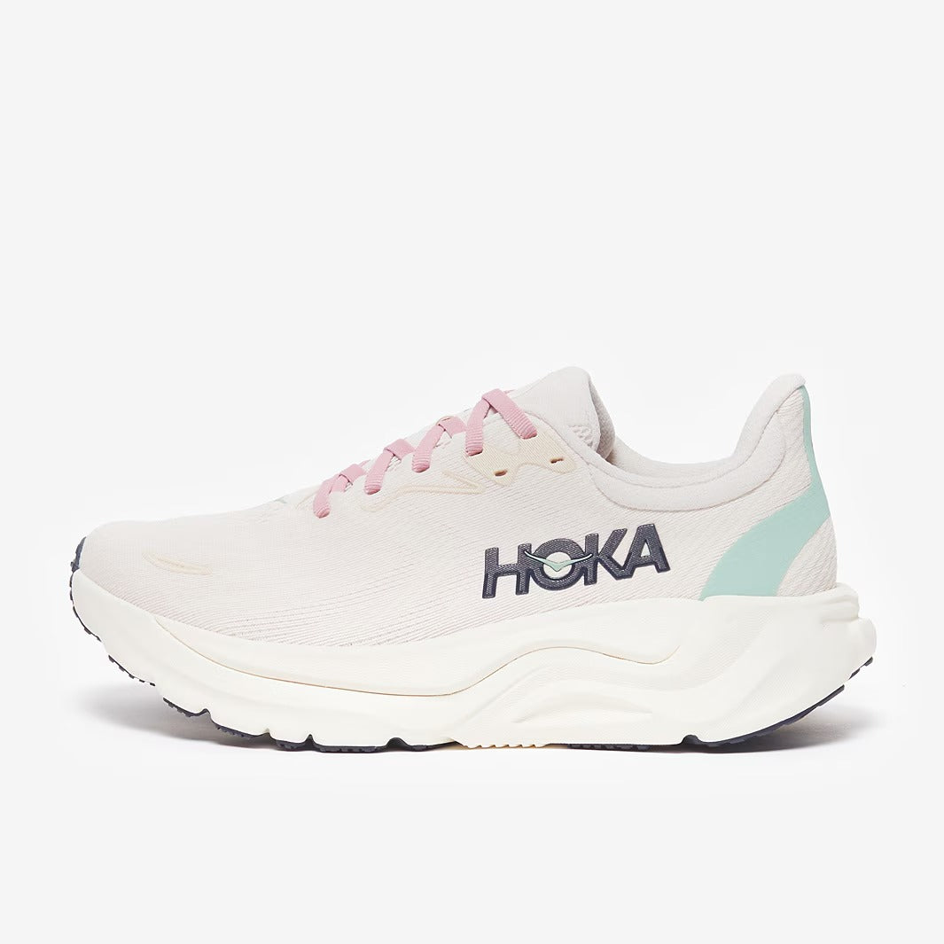 HOKA Women’s Arahi 8