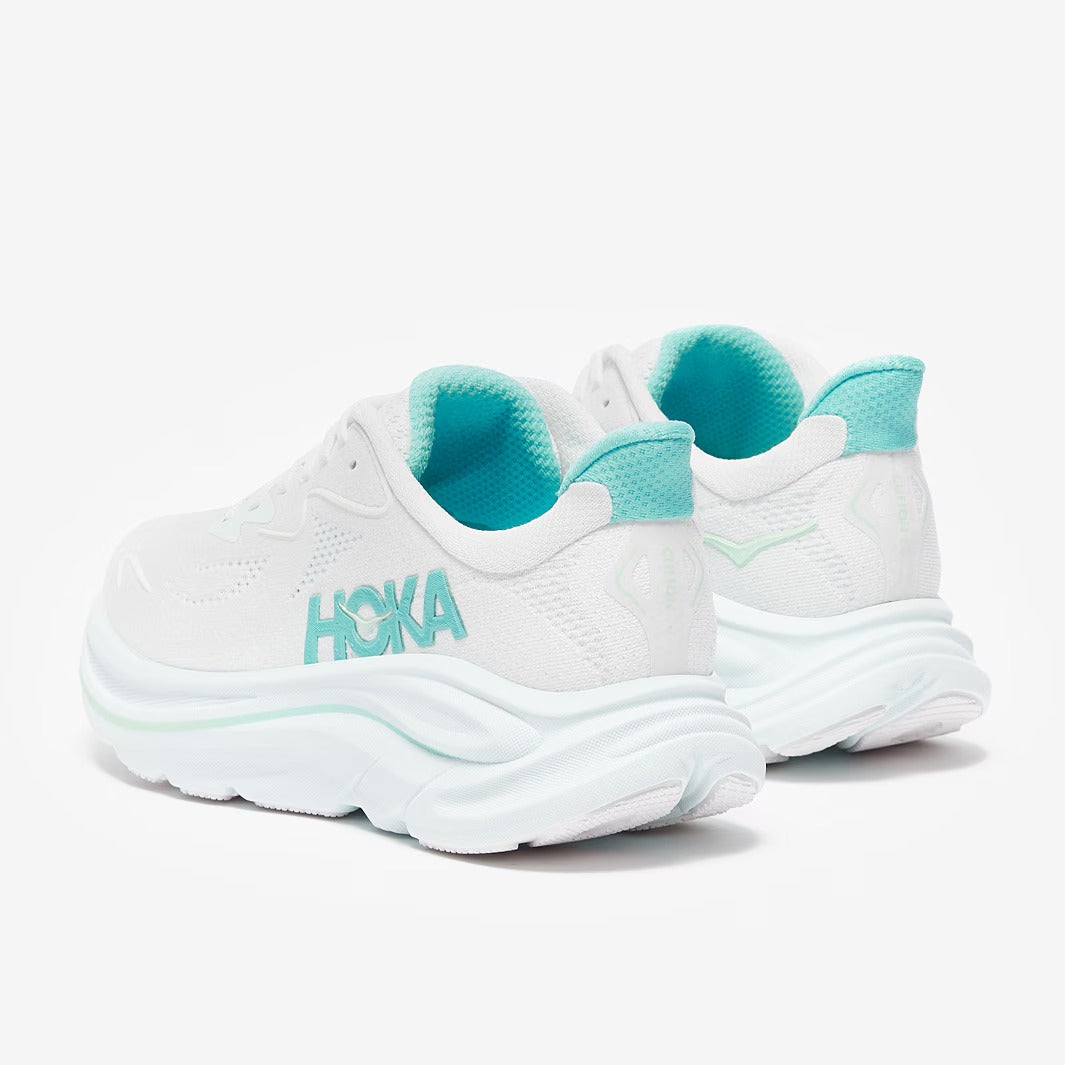 HOKA Women’s Clifton 10