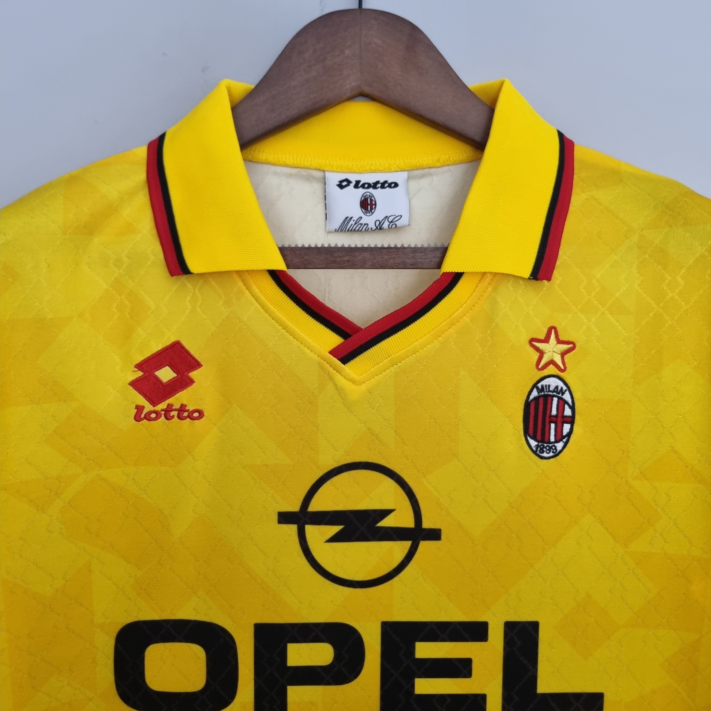 AC Milan 1995-96 Away Jersey